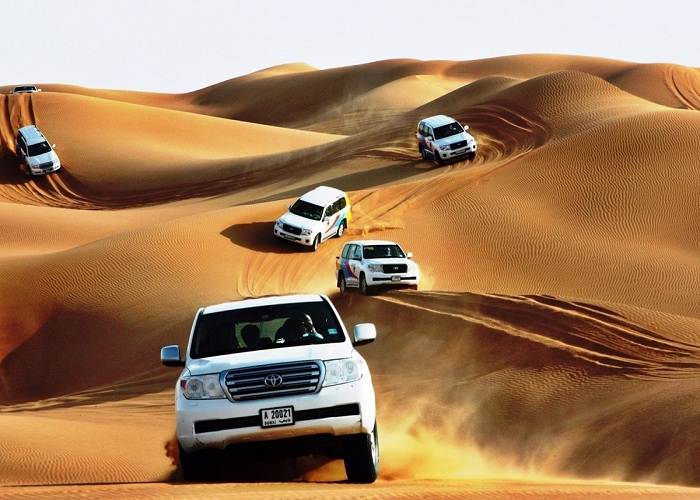 Dubai 4WD Evening Desert Safari